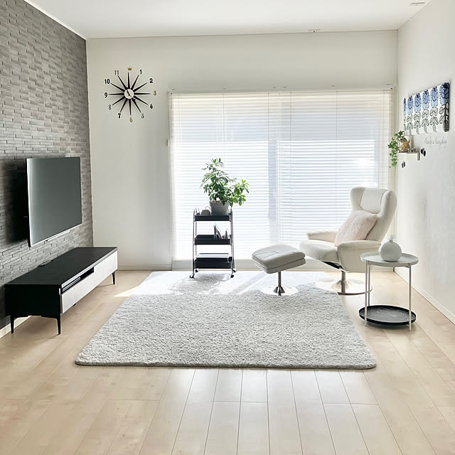 Lounge,IKEA,マリメッコヴィヒキルース,マリメッコ,リクライニングチェア,春の模様替え,ホワイトインテリア,北欧インテリア,グレーインテリア,ホワイト×グレー,モノトーンインテリア yu-yuukiの部屋