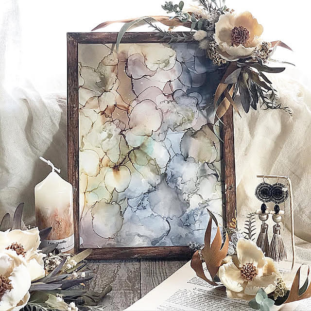 自分だけの幻想的な世界へ♡アルコールインクアートを楽しむ暮らし