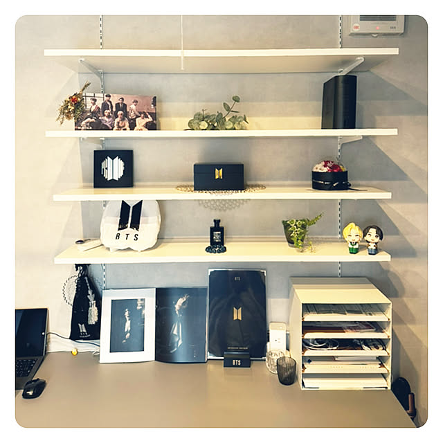 韓国語の勉強中,韓国語,勉強スペース,BTS♡,好きな物に囲まれて,家事室 兼 私の部屋,整理整頓,好きな風景,ゆったりと過ごす,癒しの空間,My Shelf aitomamaの部屋