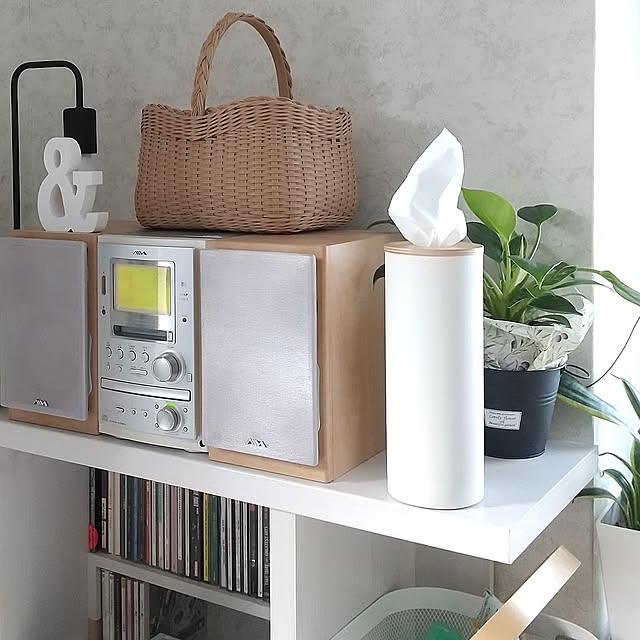 My Shelf,ダイソー,イケア,100均,コンポ,ティッシュケース,手芸,ホワイトインテリア,ペーパークラフト,テーブルランプ,趣味の部屋,RIN,グリーンのある暮らし,リン,山崎実業,デコパージュペーパー,手作りバスケット,ボトル型ティッシュケース,タワー tower,カトモク時計,縦型ティッシュケース,フィロデンドロン バーキン,SESAME(セサミ)家具・インテリア,白木目調,オープンラック,アイアンバスケット,CD収納,ニトリ,掛け時計,幅90cm meiの部屋