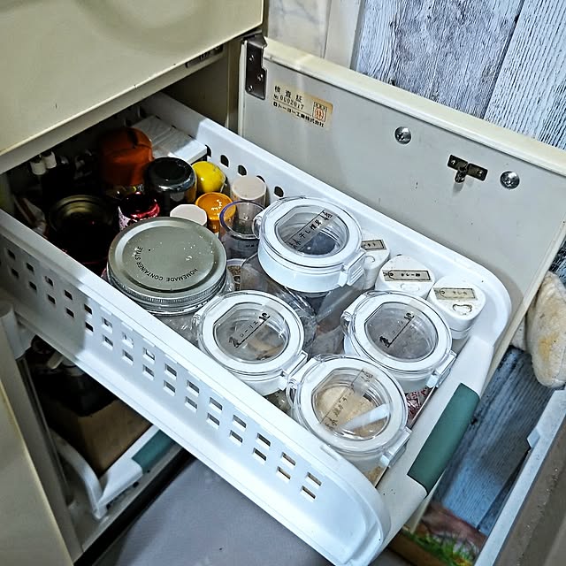 Kitchen,調味料収納,生活感丸出し,RCの出会いに感謝♡,お返事遅くてごめんなさい(人д`),RCに感謝❤︎です,お返事できなくてごめんなさい,皆さんに感謝です(*˙˘˙*)ஐ,無言いいね。すみません(。>д人),自分らしい部屋作り,お気に入りに囲まれた暮らし,イイネを押してくださいるユーザーに感謝!,お気に入り mariaの部屋