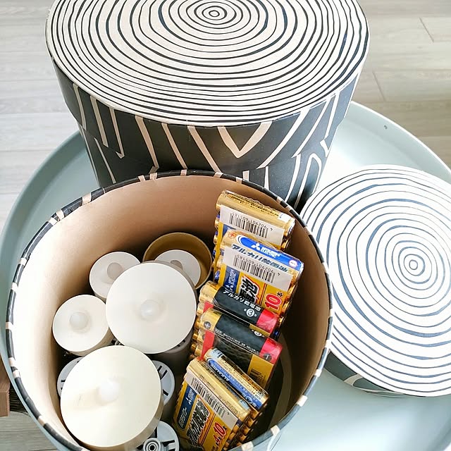 My Desk,わが家の防災,サイドテーブル,山善,収納ボックス,hmhome,停電対策,北欧インテリア,マンション暮らし,マンションインテリア,複数枚投稿 tttbbbの部屋