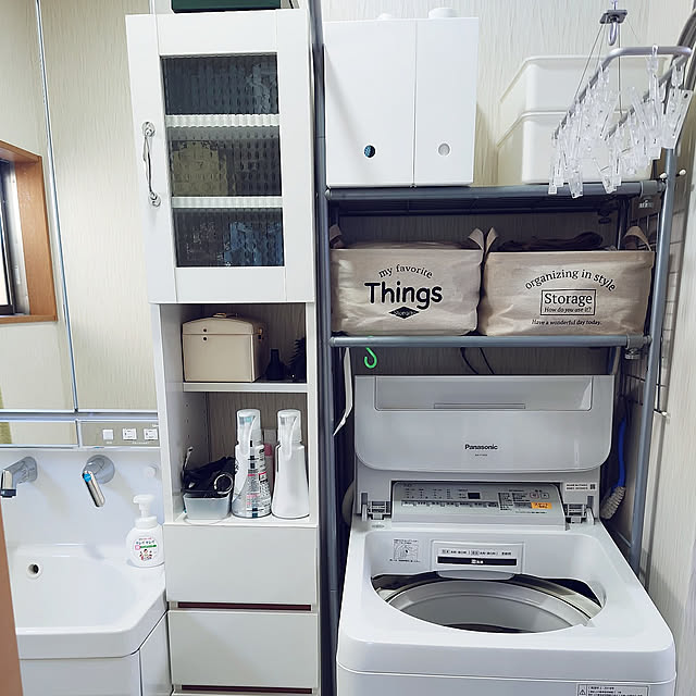 Bathroom,ホワイトインテリア,雑貨,ひとり暮らし,猫と暮らす,タカラスタンダード,Panasonic洗濯機,無印良品,ピンチハンガー,隙間収納,ダイソー,室内干し,Attack ZERO,山善,ニトリ,ファイルボックス nachiの部屋