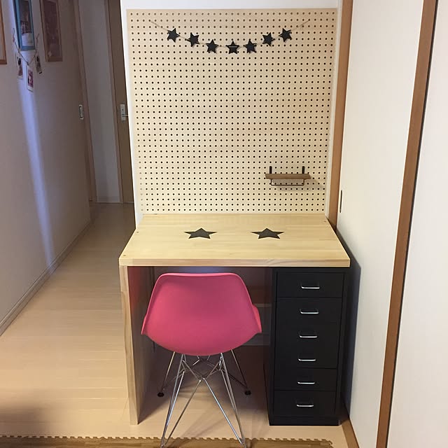 My Desk,勉強スペース,DIY,ステンシル,イームズチェア,IKEA,セリア,学習机DIY chi_hi_rockの部屋