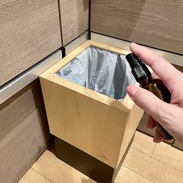 Kitchen,新聞紙活用,臭い対策,ダストボックス,香りと暮らす,複数枚投稿,Room Clipショッピング,ハッカ油スプレー aureaの部屋
