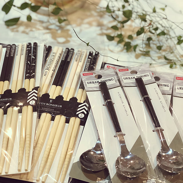 ダイソー新商品,ブラックスプーン,モノトーンお箸,スプーン,DAISO雑貨,Daiso,キッチングッツ,新商品,キッチン雑貨,イベント用post,Kitchen usakoの部屋