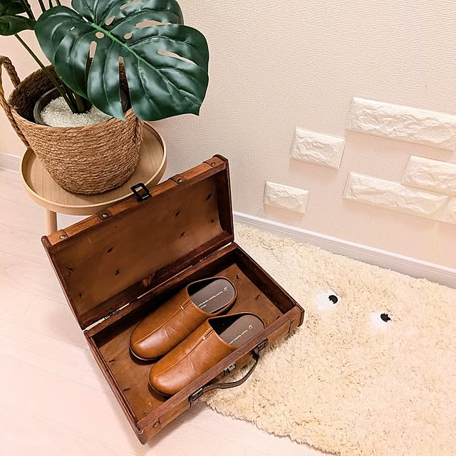 Entrance,ルームシューズ,roomsスリッパ,ROOMS,ゆうあい,ゆうあいショップ,職人技,スリッパ,スリッパ収納,インテリア,ワンルーム,一人暮らし,1人暮らし,1K,1R,レオパレス,ひとり暮らし,賃貸インテリア,1K 1人暮らし,賃貸でも諦めない！,ひとり暮らし 1K,1K ひとり暮らし,一人暮らし 1K,レオパレス21,1人暮らし 1K,レオパレスでも諦めない,レオパレスだからできる事,ニッセン,エコカラットセルフ,空箱もかわいい megurinの部屋