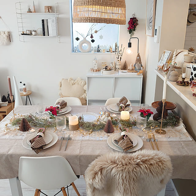 My Desk,クリスマス,北欧インテリア,海外インテリアに憧れる,ZARA HOME,H&M HOME,コメントお気遣いなくです❤︎,ナプキン,クリスマスディスプレイを楽しむ,キャンディケーン,ナプキンリング,IKEA,テーブルコーディネート,皆さんとの出逢いに感謝♡,テーブルクロス,ペーパーツリー mri96の部屋