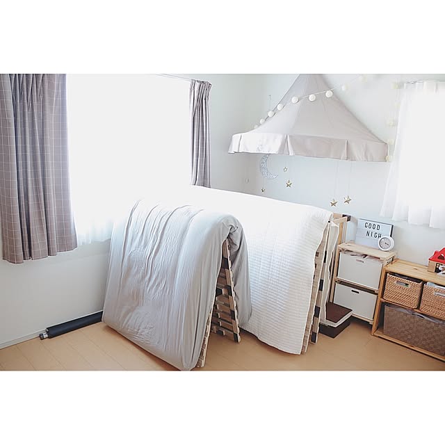 Bedroom,イブル,賃貸インテリア,整理収納,シンプルインテリア,子どもと暮らす,赤ちゃんのいる暮らし,日々の暮らし,無印良品,ニトリ,北欧ナチュラル,賃貸アパート,北欧,グレー好き♡,IKEA,キャノピー,シンプルな暮らし n.ar._の部屋
