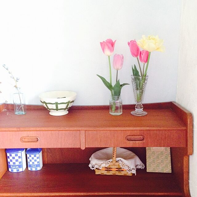 My Shelf,家具,北欧ヴィンテージ,チューリップ,お花,雑貨 sunの部屋