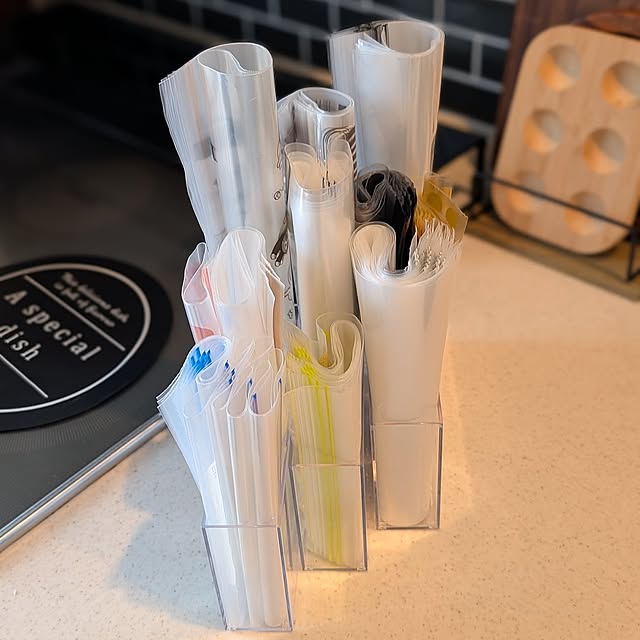 Kitchen,猫と暮らす家,猫と暮らす,猫との暮らし,セリア,セリア購入品,ジッパーバッグ収納,水切りネット,水切りネット収納,メラミンスポンジ,メラミンスポンジ収納 lovepeaceの部屋