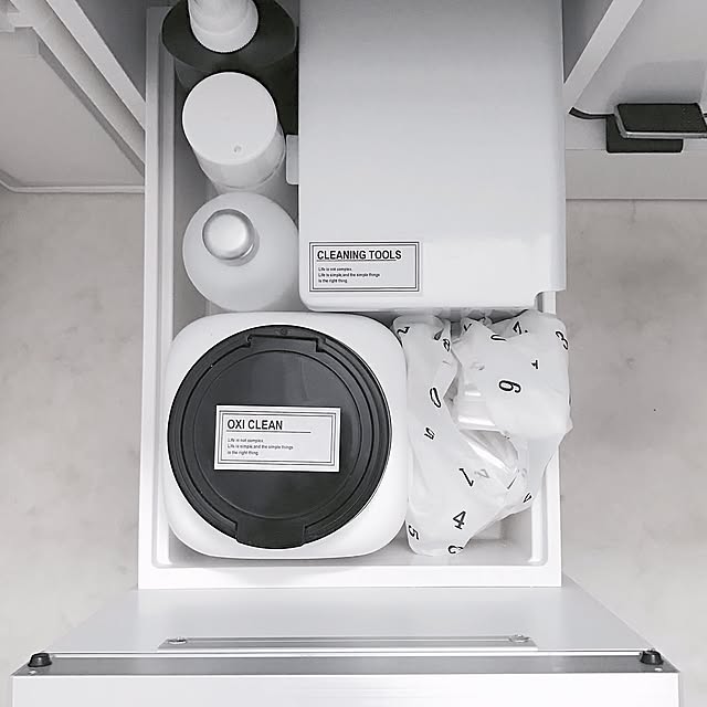 Bathroom,収納,整理整頓,塩系,モノトーンインテリア,シンプル,ミニマリスト,塩系インテリア,インスタと同じpic,カインズホーム,カインズラベルDIY応募,生活感,MONOTONE,自作ラベル,白が好き,シンプルインテリア,キャンドゥ,インスタやってます→izabel13ok,輸入住宅,モニター当選 izabel13okの部屋