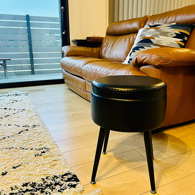 Lounge,スツール,オットマン,一戸建て,注文住宅,セキスイハイム,戸建て,快適エアリー,すっきり暮らす,収納付き,スマートパワーステーション,マイホーム記録,おうち時間,心地よい暮らし,セキスイハイムSPS,モニター応募投稿 Yumi-springの部屋