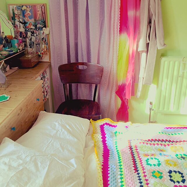 兵児帯,カラフル,トッカ,かぎ針編み,グラニーブランケット,寝室,Bedroom nekohigeの部屋