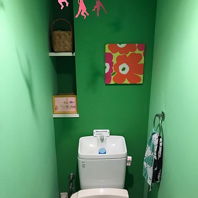 Bathroom,ペンキ,壁紙屋本舗,カラフルな壁,子供の絵 yokoの部屋