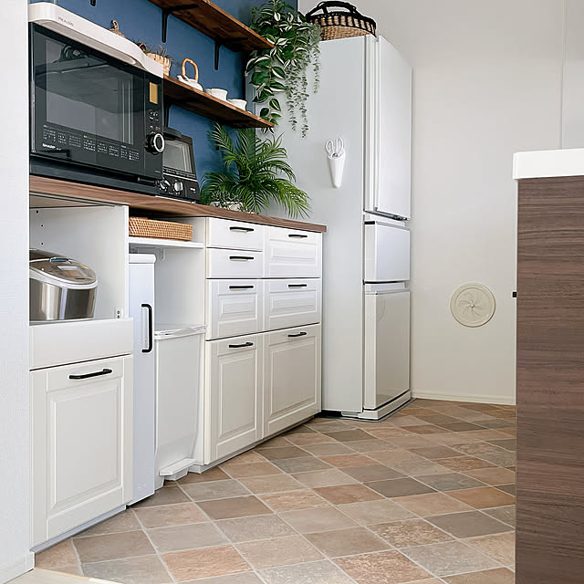 Kitchen,壁紙屋本舗,サンゲツ,DIY,キッチンの床,フロアマット,フロアシート,フロアクッション,フロアクッションDlY,お家の悩み,IKEA,建売住宅,フォローすごく嬉しいです♡,いいね、いつもありがとうございます♡,いいね押し逃げごめんなさい(>_<),建売住宅でも自分らしく cotoriの部屋