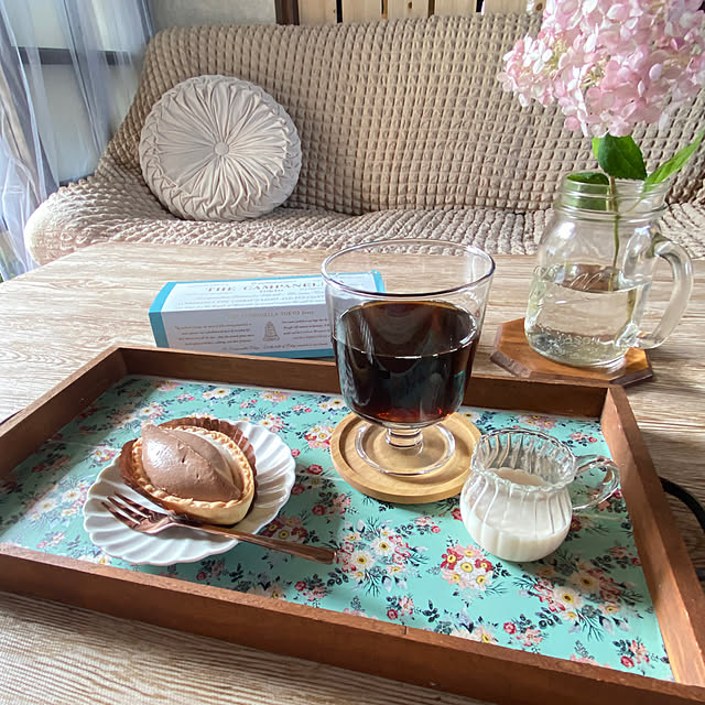 セリア食器,セリア小皿,IKEAグラス,アイスコーヒー,おうちカフェ風,おうちカフェ,おひとり様カフェ,おやつタイム,お茶タイム,素麺箱リメイク,カフェトレーDIY,マスキングテープ,ピンクアナベル,花のある暮らし,2023.6.20,SDGs,フォローありがとうございます,コメントお気遣いなく,見てくれてありがとうございます,ありがとうございます,My Desk,紫陽花,メイソンジャー mintteaの部屋