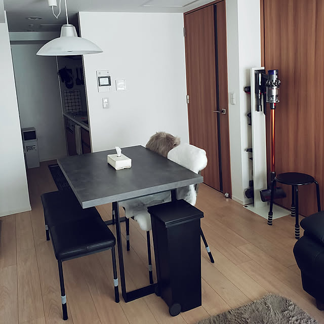 Lounge,ダイニング,モノトーン,北欧,マンションインテリア,シンプルモダン,ホワイトインテリア,一人暮らし,セリア,ダイニングテーブル sakuraの部屋