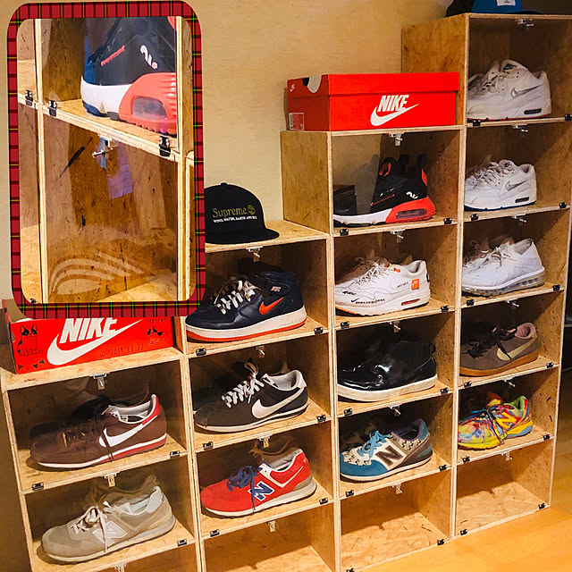 こだわり強すぎ,こだわりのスペース,アクリル板,OSB合板で低コスト,OSB合板,ナイキ,ニューバランス,息子宅の玄関,コレ、DIYしたよ！,玄関,築17年,Lounge,OSB合板diy,靴収納,靴収納ディスプレイ,靴収納ボックス,シューズボックス,見せるディスプレイ,見せる収納,スニーカーディスプレイ,スニーカー収納,nike juncocoの部屋