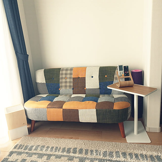 On Walls,ホワイト,差し込みサイドテーブル,ダストボックス,リモコンラック,Sliding Saide Table,お気に入り,おうち見直しキャンペーン,サイドテーブル,パナソニックホームズ,RIN,おしゃれ,ナチュラル,RoomClipショッピング,ヤマト工芸 happy_kakakaの部屋