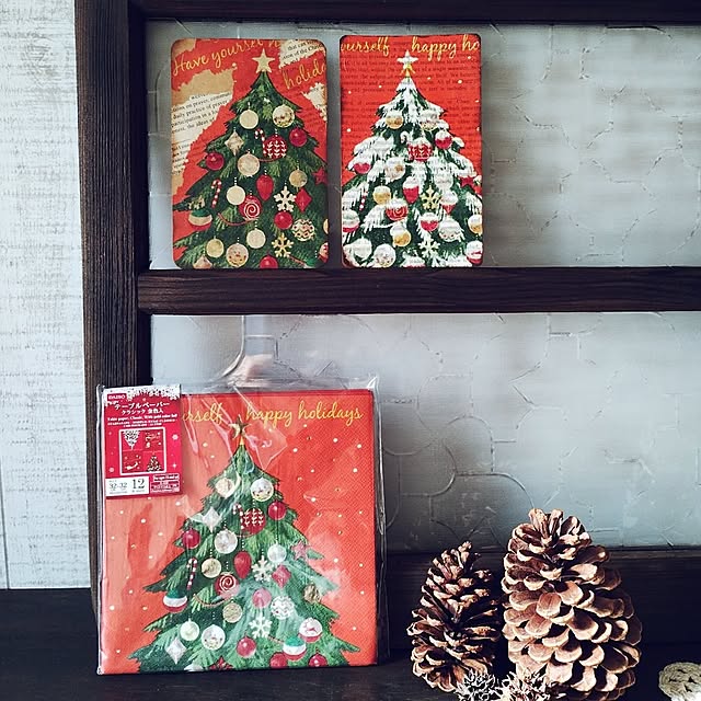 Entrance,ハンドメイド,古道具,クリスマス,ペーパーナプキン,クリスマスツリー,すっきり暮らしたい,端材 DIY,作るのが好き,レトロ窓ガラス,夫婦二人暮らし,ふるいものが好き,暮らしを小さく,昭和レトロ,紙もの,クリスマスカード,ダイソー Doryの部屋
