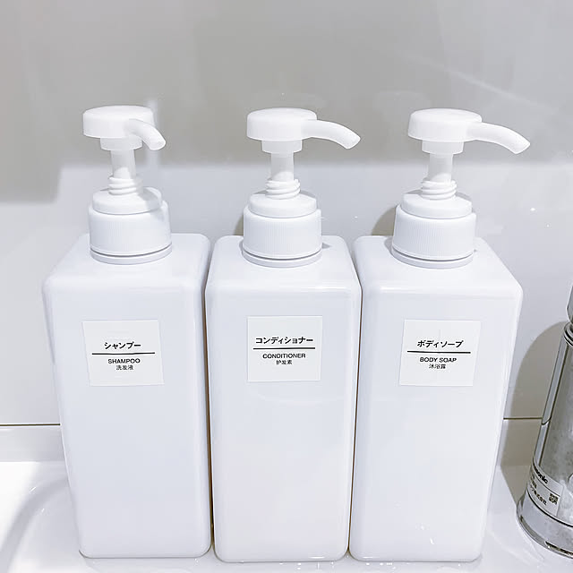 お風呂グッズ,シャンプー＆コンディショナー,詰替ボトル,無印良品,ホワイトインテリア,Bathroom chomoの部屋