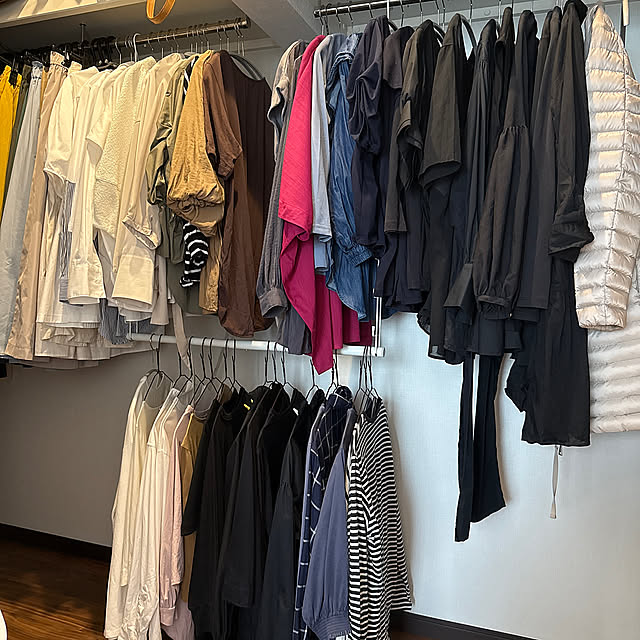 My Shelf,衣替え,片付けたい,伸縮するクローゼット吊り下げハンガー,衣服収納,4畳寝室のクローゼット,4畳のウォークインクローゼット,ケユカのハンガー love_january24の部屋