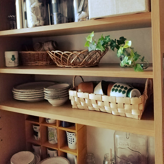 Kitchen,サリュ！,賃貸でも楽しく♪,カフェ風,北欧ナチュラル,賃貸,北欧,北欧インテリア,映画のインテリアに憧れる,至福の時間,RC九州支部,プロフィール画像変えました,ナチュラルモノトーンにしたい,雑貨,RC福岡,北欧かご,かご収納,白樺かご,食器棚,お茶碗収納,汁椀,ヘデラ水差し,食器,100均,セリア tokiwaの部屋