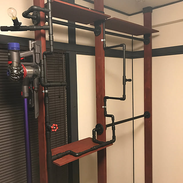 My Shelf,ダイソンスタンド,ガス管,ガス管ハンガーラック,塩ビパイプ,ディアウォール,DIY,男前,2×4材 aki51.musicの部屋
