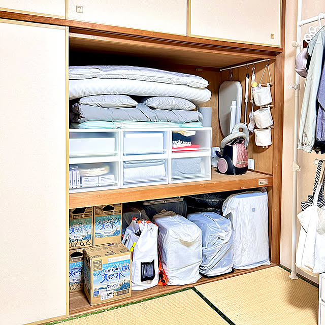 My Shelf,防災リュック,防災,防災グッズ,災害備蓄,災害用備蓄,災害に備える,災害対策,家電収納,布団収納,布団,衣装ケース,押入れ収納,押入れ,収納,100均,ニトリ,セリア,賃貸,築30年,シンプル,収納スペース LUMIXの部屋