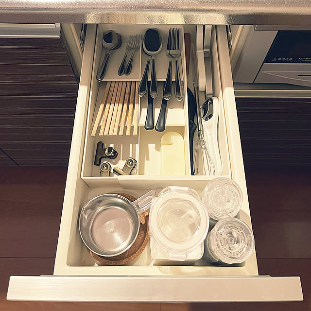 Kitchen,キッチン用品,キッチンツール,カトラリーケース,カトラリー収納,スリーコインズ,3COINS,キッチン収納,転勤族,賃貸インテリア,シンプル化,整理収納,シンプルインテリア,1LDK2人暮らし,ナチュラルインテリア,ダイソー,100均 ayatan1206の部屋
