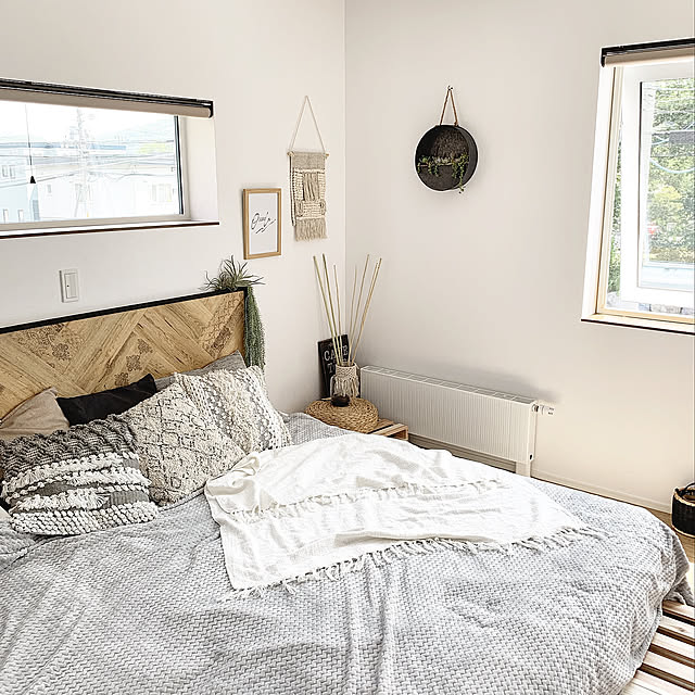 ベッドルーム,ヘリンボーン,マイホーム,ZARA HOME,シンプルライフ,海外インテリアに憧れる,BOHO,Boho Style,シンプルインテリア,シンプル,ボヘミアンビーチインテリア,インスタ→nana_tb87,多肉寄せ植え,ハンドメイド,多肉植物,多肉植物のある暮らし,インダストリアル,hmhome,ニトリ,Bedroom,DIY,夏,夏のベッド周り nanaの部屋