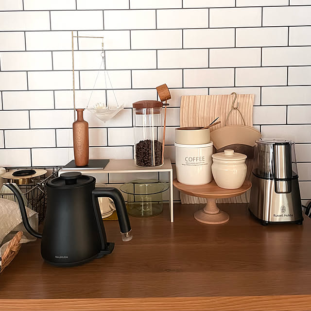 RoomClipショッピング,キッチン背面収納,コーヒーキャニスター,コーヒーのある暮らし,津村里佳,ニワタヅミ,田澤祐介,コーヒーミル,キッチン雑貨,コーヒーグラインダー,作家もの,カフェコーナー,Kitchen komeの部屋