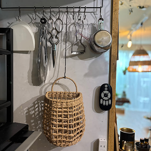 Kitchen,取りやすい収納,キッチンツール収納,キッチン収納,アイアンバー,変形S字フック,吊り下げ収納,THREEPPY okkunの部屋