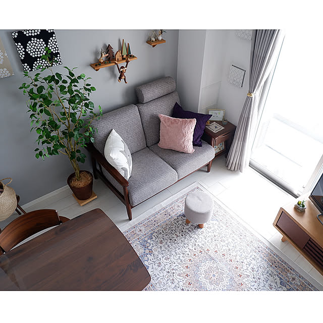 シンフォニー BE,イケヒコ ラグ,ニトリ フェイクグリーン,ニトリ ソファ,正方形リビング,上からのリビング,上から見たシリーズ,一人暮らし,北欧好き,1LDK,北欧風に憧れる,北欧テイスト,賃貸,1LDK 1人暮らし,北欧風ナチュラル,Lounge,デイリー掲載ᵀᴴᴬᴺᴷ ᵞᴼᵁ ◡̈* Azukiの部屋