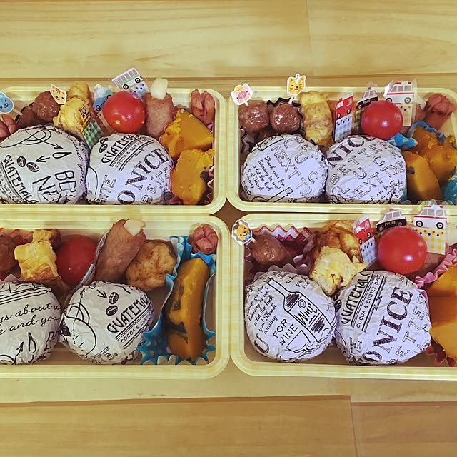 My Desk,インテリアじゃなくてごめんなさい,机の上,リメイクシート,遠足,遠足のお弁当,お弁当グッズ,seria,お弁当,Daiso,ダイソー,セリア,カメラマークが出たので yuuの部屋