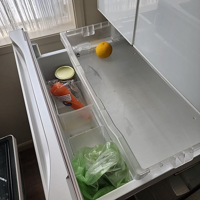 Kitchen,節電,食材は使い切る,食品ロスを減らす,野菜室,野菜室の中,冷蔵庫の中,毎週ルーティン,コープ,清潔を保ちたい,冷蔵庫掃除,清潔に気持ち良く,食品ストック,ライフハック 75の部屋