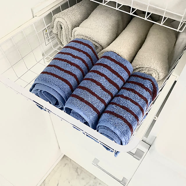 Bathroom,ブルーブラウン,洗面所,タオル収納,タオル,スカンジリビング,NordicNest,海外インテリア好き,ホテルライクな暮らし m.Reikoの部屋