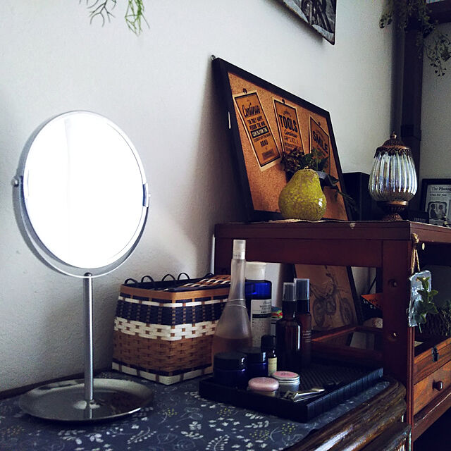 My Shelf,シンプルに暮らす,渋かわ系♡,ニトリ,自分の好きなものだけ,デコホーム,鏡 shinoの部屋