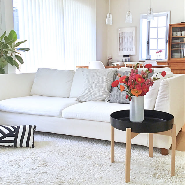 H＆M HOME,花のある暮らし,Lyngby Porcelain,モノトーン×ナチュラル,IKEA,フラワーベース,シンプル,モノトーン,ホワイトインテリア,シンプルインテリア,グリーンのある暮らし,海外インテリア好き,unico,Overview,comfortworks,スカンジナビアン kuruの部屋