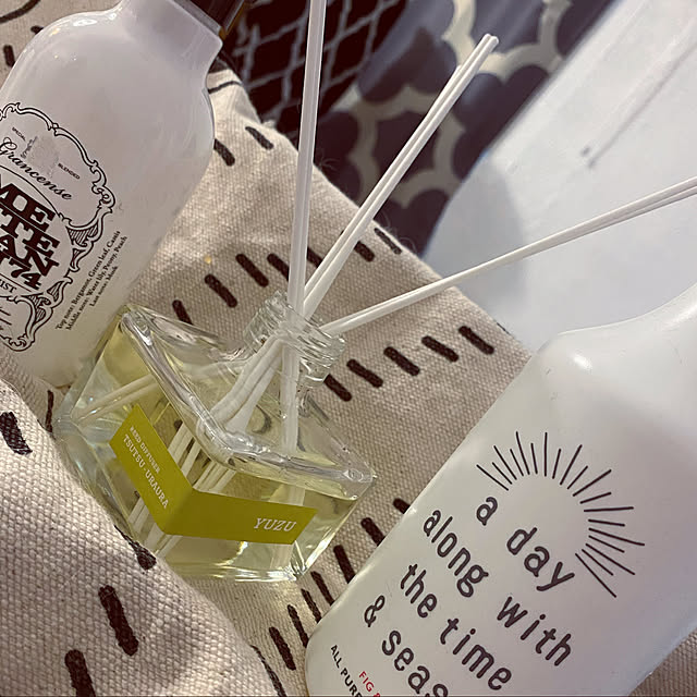 ルームフレグランス,aday オールパーパスクリーナー,モーニングルーティン,リードデュフューザー,癒しグッズ,フライングタイガー,Overview nico2525の部屋