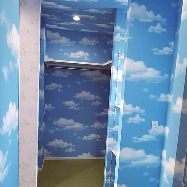 独創的な空間,空柄の壁紙,旦那の趣味,空が好き♡,空柄,ウォークインクローゼット,My Shelf saiの部屋