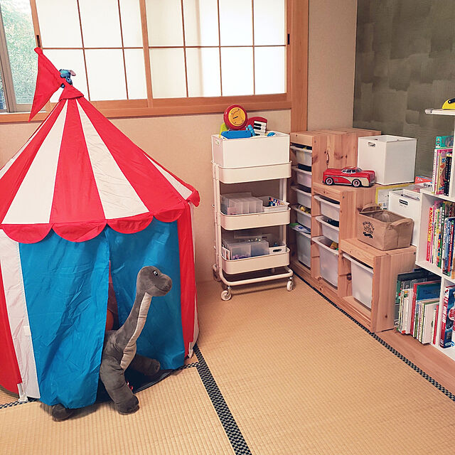 Overview,子ども部屋収納,絵本棚,IKEA,和室,シンプル,すっきりさせたい,和室インテリアの悩み,IKEAテント,恐竜,こどものいる暮らし,あかちゃんのいる暮らし,IKEAワゴン,IKEAトロファスト,ニトリ,Daiso,おもちゃ収納に悩む Yukichiyomiの部屋