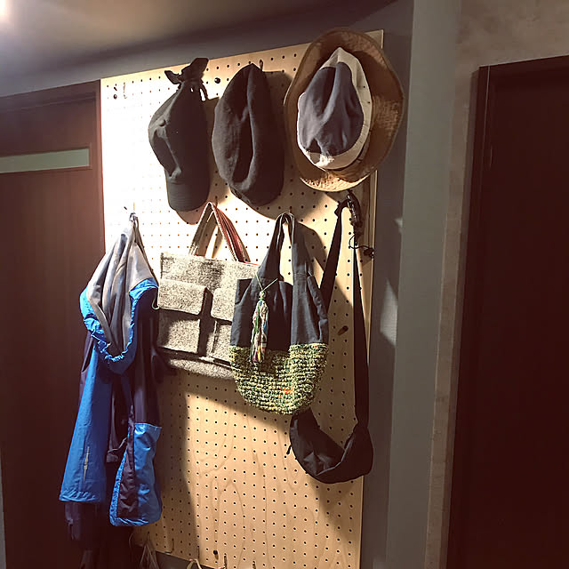 かばん,マスク,帽子,有孔ボード,ゆうこうぼーど,Entrance kouの部屋