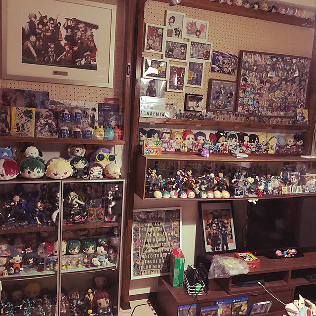 鬼滅の刃,フィギュア,オタク部屋,アニメグッズ,ディアウォール棚,ディアウォール DIY,ヒロアカ,僕のヒーローアカデミア,ともぬい,IKEA,複製原画,もちもちマスコット,無印良品,セリア,DIY,ニトリ,アミーボ,ねんどろいど,ダイソー,雑貨,Overview unun_otakatuの部屋