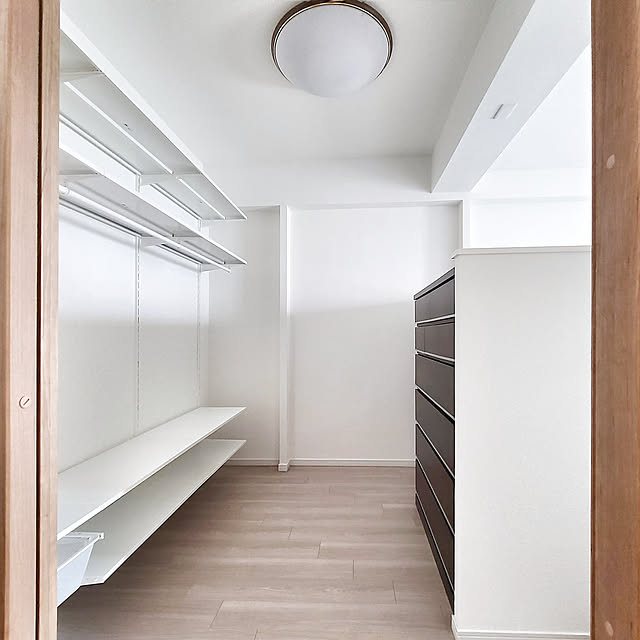 My Shelf,寝室にウォークインクローゼット,マンションリノベーション,IKEA　ボーアクセルシステム,DIY,アクセントクロスは消臭効果のあるもの,アクセントクロス　色付ければ良かった,ウォークインクローゼット Ruの部屋