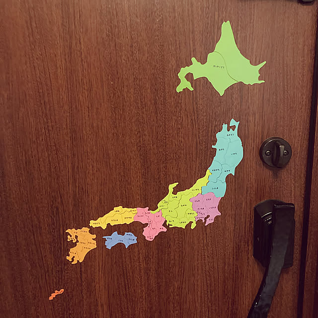 マグネット,磁石,100均好きです♡,日本地図,パズル,都道府県パズル,玄関ドア,キャンドゥ,玄関インテリア,100均,娘の,Entrance Kの部屋