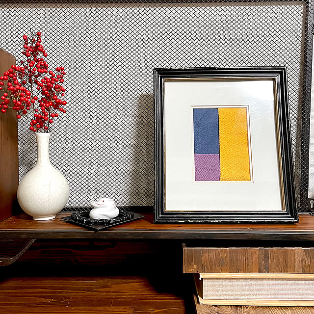 My Shelf,お正月インテリア,雑貨,アンティーク,古道具,お気に入り,癒し,ドライフラワー,フラワーベース,お正月,アンティーク風,干支の置物,中川政七商店,南天,ディスプレイコーナー,おうち時間,暮らしの一コマ,辰年,2024年,かやふきん oの部屋