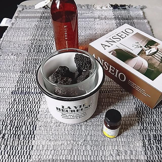 My Desk,ダイソー,アロマ,アロマストーン,百均インテリア,雑貨 kada_yuuichiの部屋