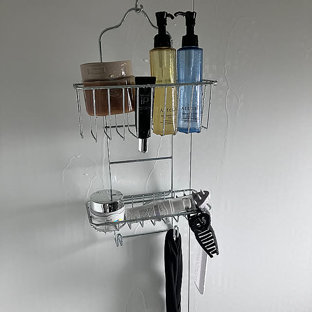 Bathroom,シャワールーム,まとめて収納,吊るす収納,ステンレス,すっきり暮らす,IKEA,マンションライフ,無機質が好き,無機質インテリア kuuuuu.lifeの部屋